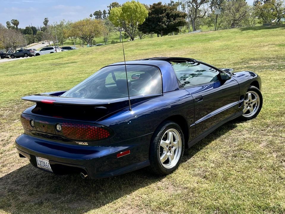 2002 Pontiac Firebird Trans Am 4th Gen - Image 19 of 31
