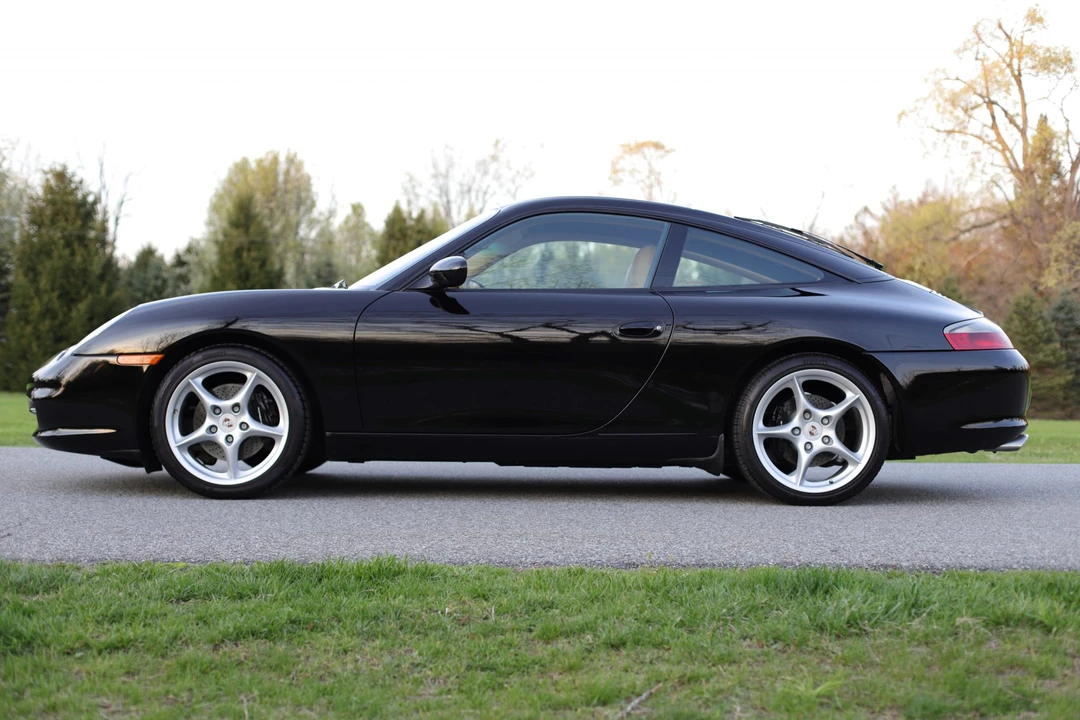 2002 Porsche 996 Carrera - Image 12 of 31