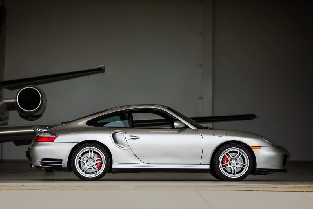 2002 Porsche 996 Turbo - Image 13 of 31