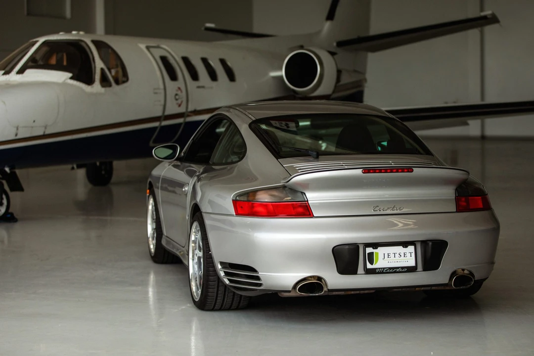 2002 Porsche 996 Turbo - Image 12 of 31