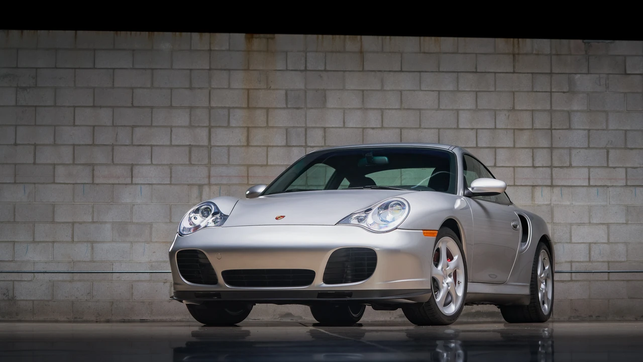 2002 Porsche 996 Turbo - Image 18 of 31