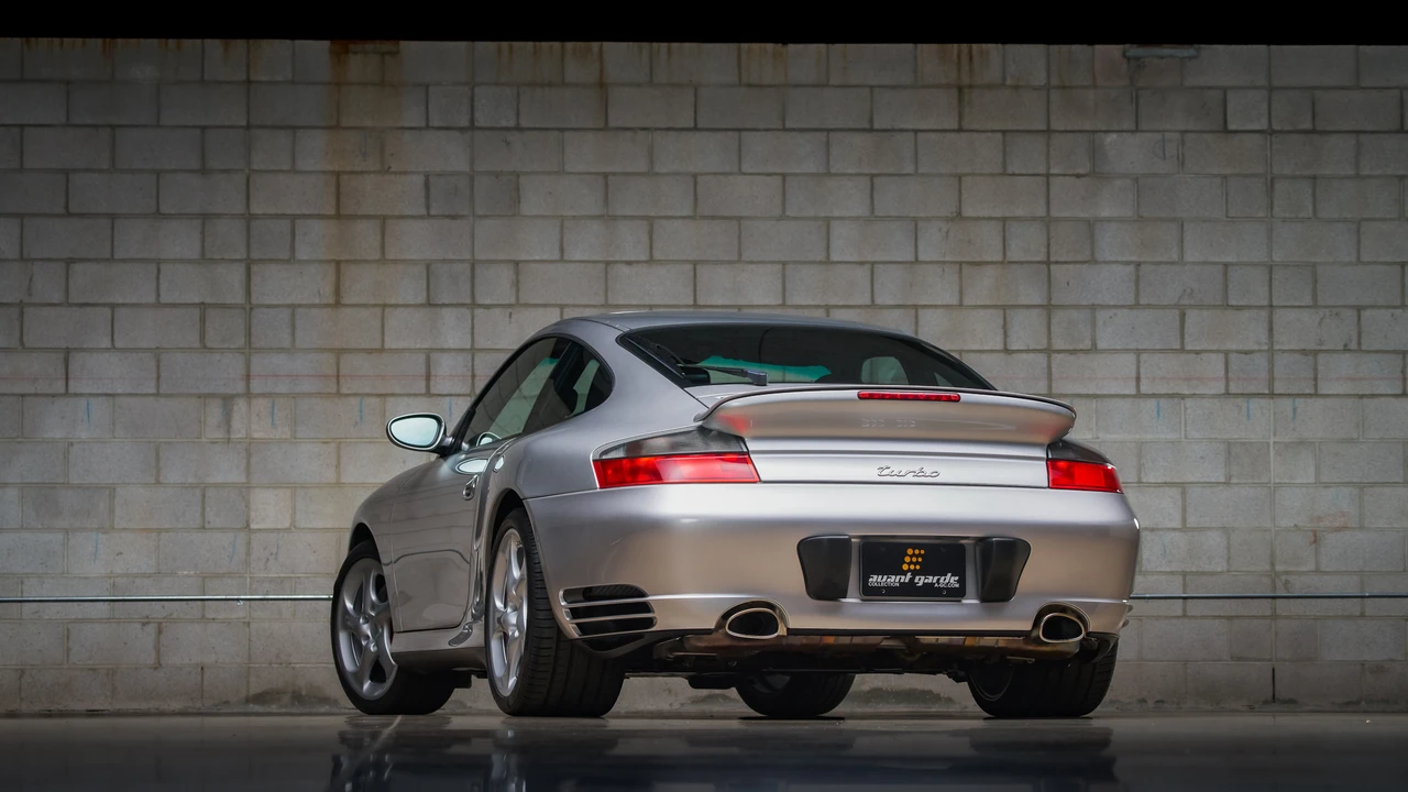 2002 Porsche 996 Turbo - Image 22 of 31