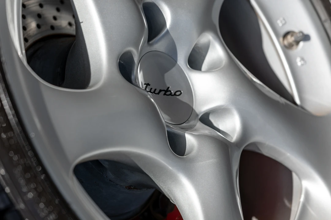 2002 Porsche 996 Turbo - Image 28 of 31