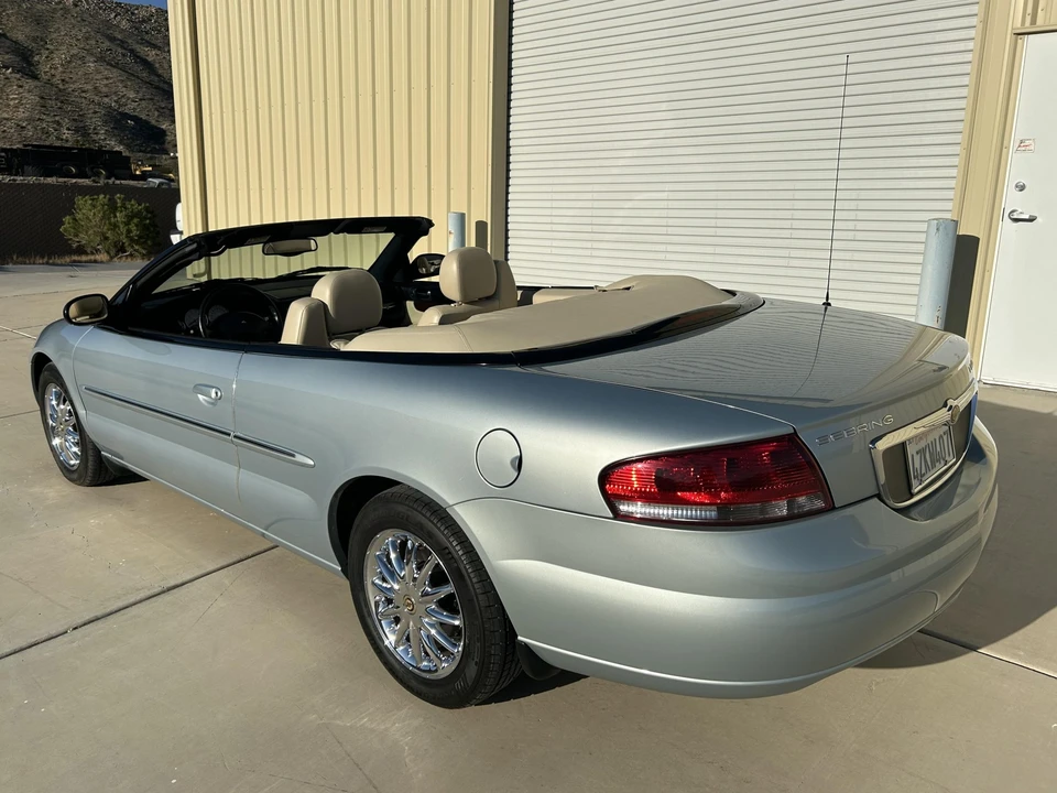 2003 Chrysler Sebring - Image 13 of 31