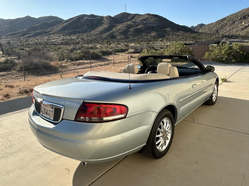 2003 Chrysler Sebring - Image 17 of 31