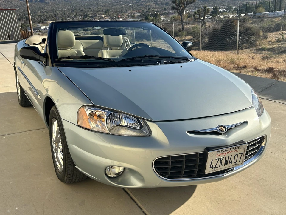 2003 Chrysler Sebring - Image 7 of 31