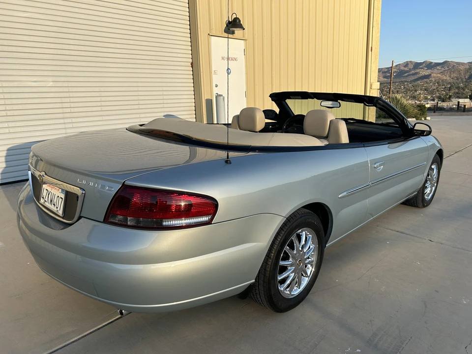 2003 Chrysler Sebring - Image 18 of 31