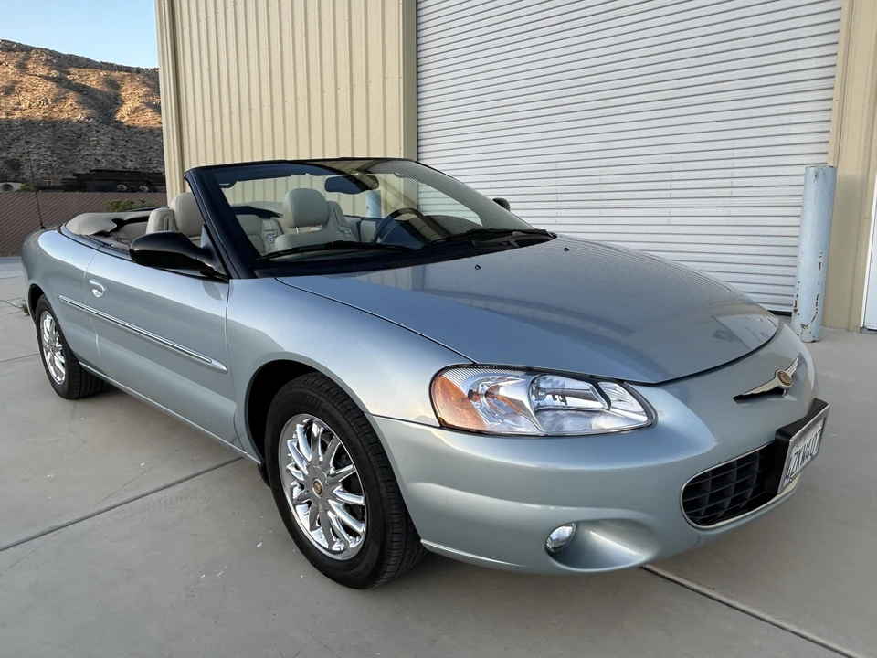 2003 Chrysler Sebring - Image 4 of 31