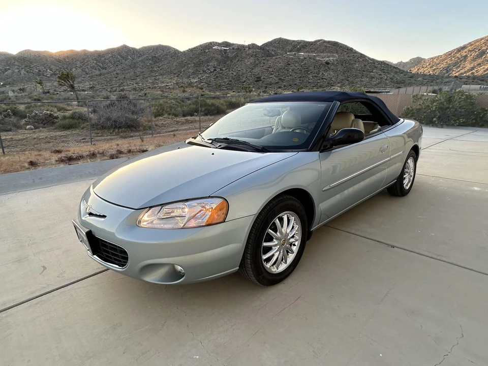 2003 Chrysler Sebring - Image 28 of 31