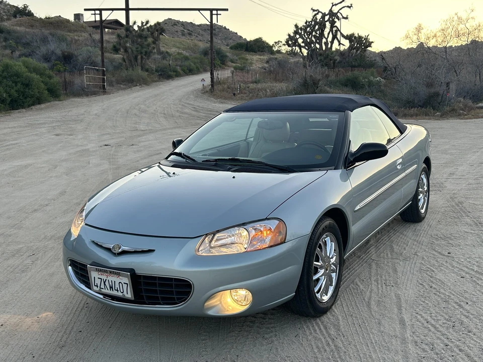 2003 Chrysler Sebring - Image 27 of 31
