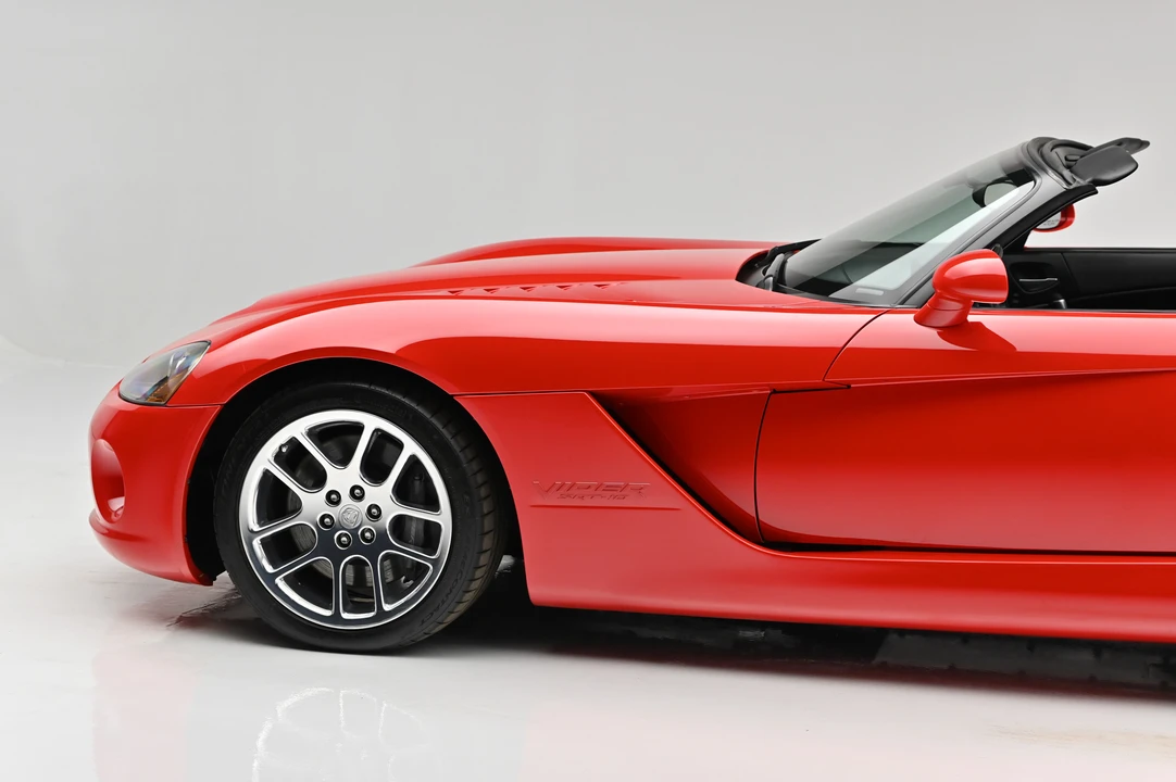 2003 Dodge Viper 3rd Gen - Image 21 of 31
