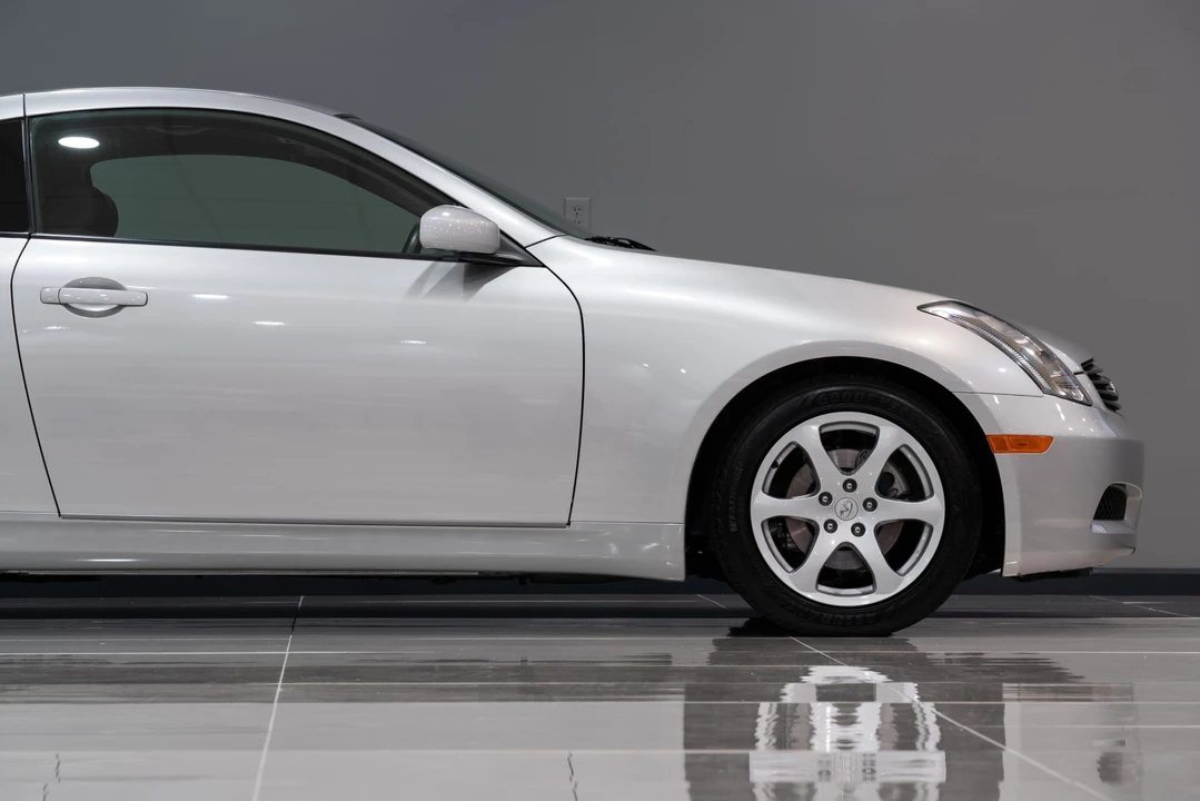 2003 Infiniti G35 3rd Gen - Image 25 of 31
