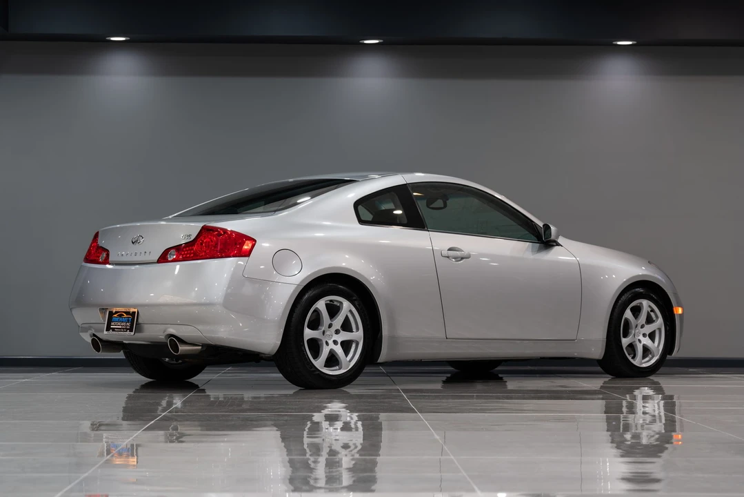 2003 Infiniti G35 3rd Gen - Image 16 of 31