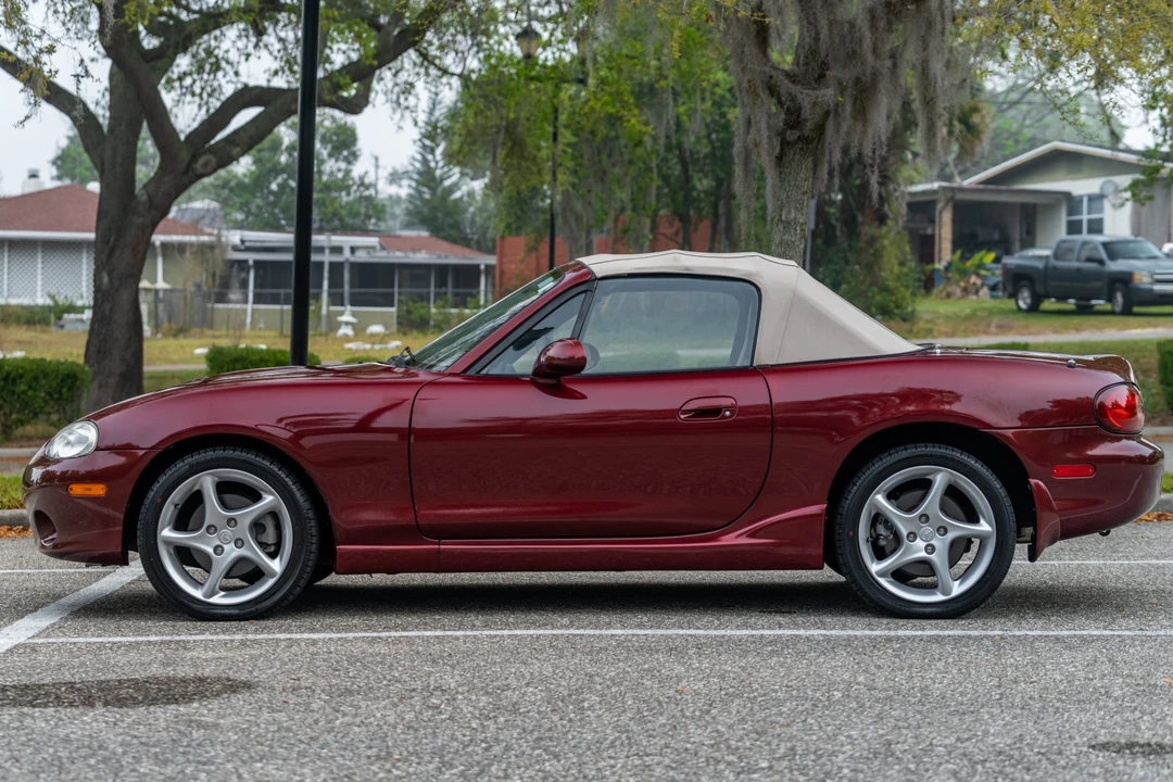 2003 Mazda NB MX-5 Miata - Image 3 of 31
