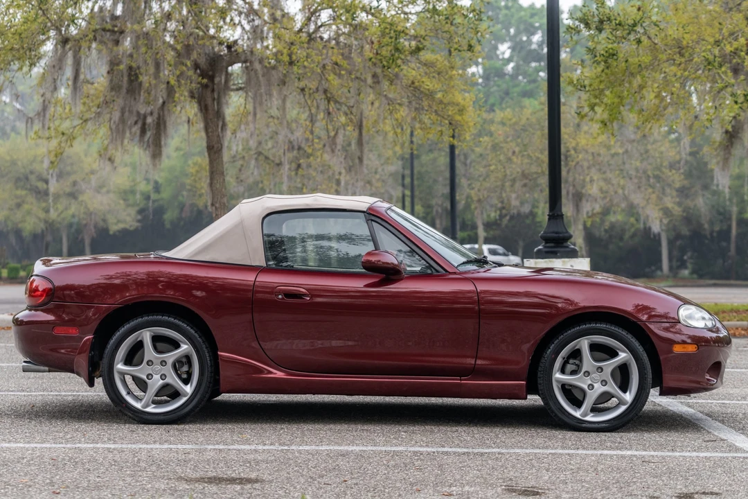 2003 Mazda NB MX-5 Miata - Image 7 of 31