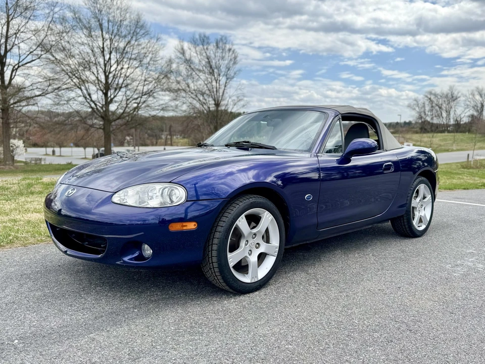 2003 Mazda NB MX-5 Miata - Image 4 of 31