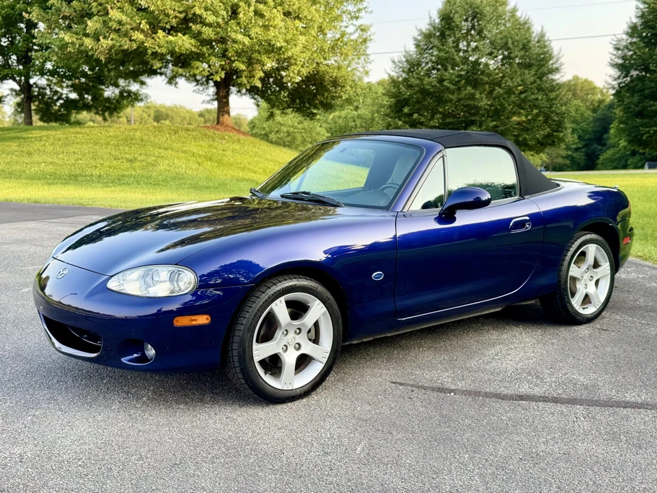 2003 Mazda NB MX-5 Miata - Image 3 of 31