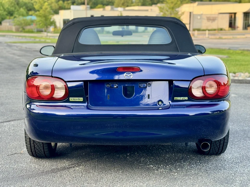 2003 Mazda NB MX-5 Miata - Image 9 of 31