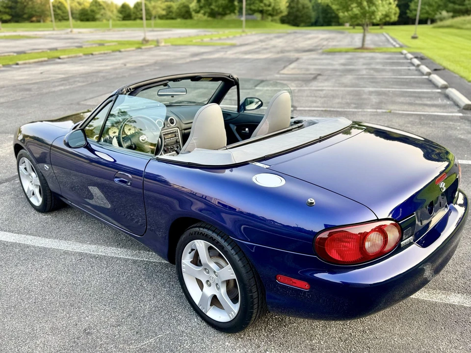 2003 Mazda NB MX-5 Miata - Image 22 of 31