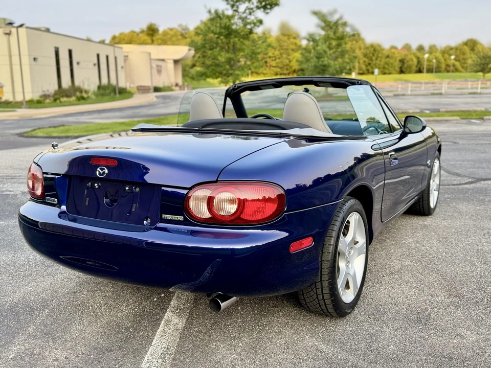 2003 Mazda NB MX-5 Miata - Image 27 of 31