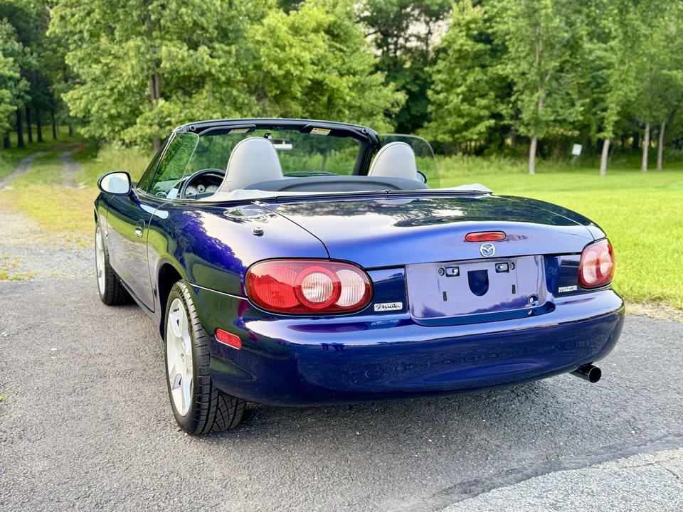 2003 Mazda NB MX-5 Miata - Image 24 of 31