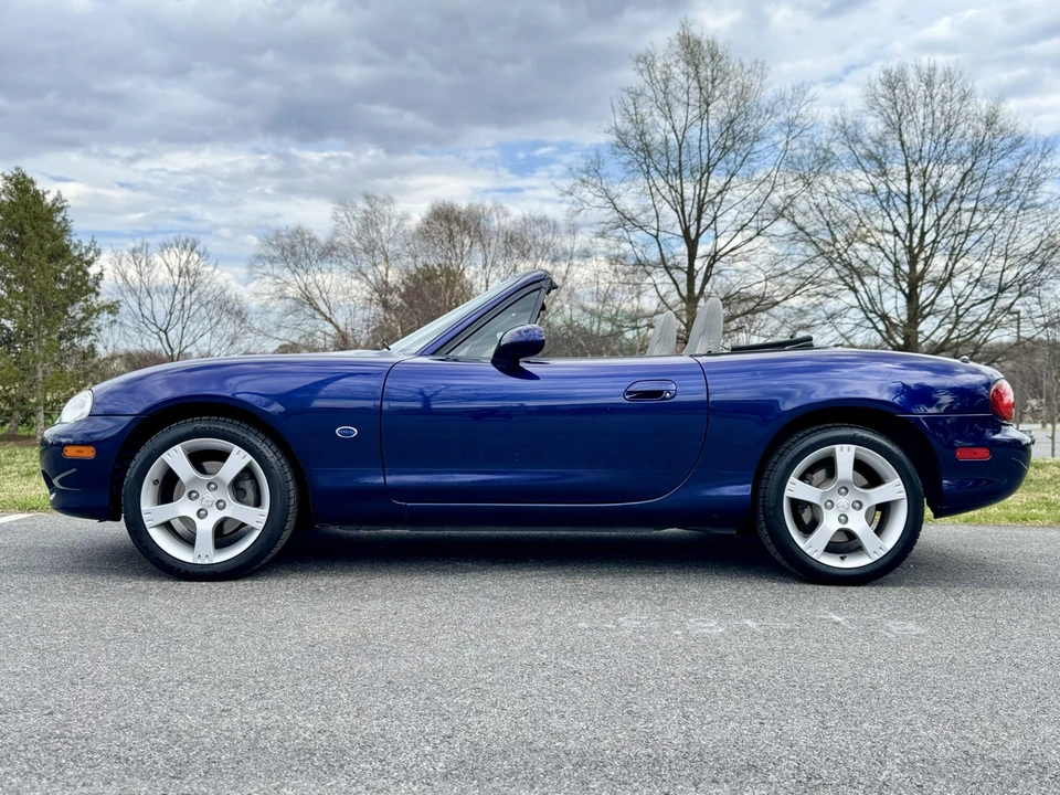 2003 Mazda NB MX-5 Miata - Image 6 of 31
