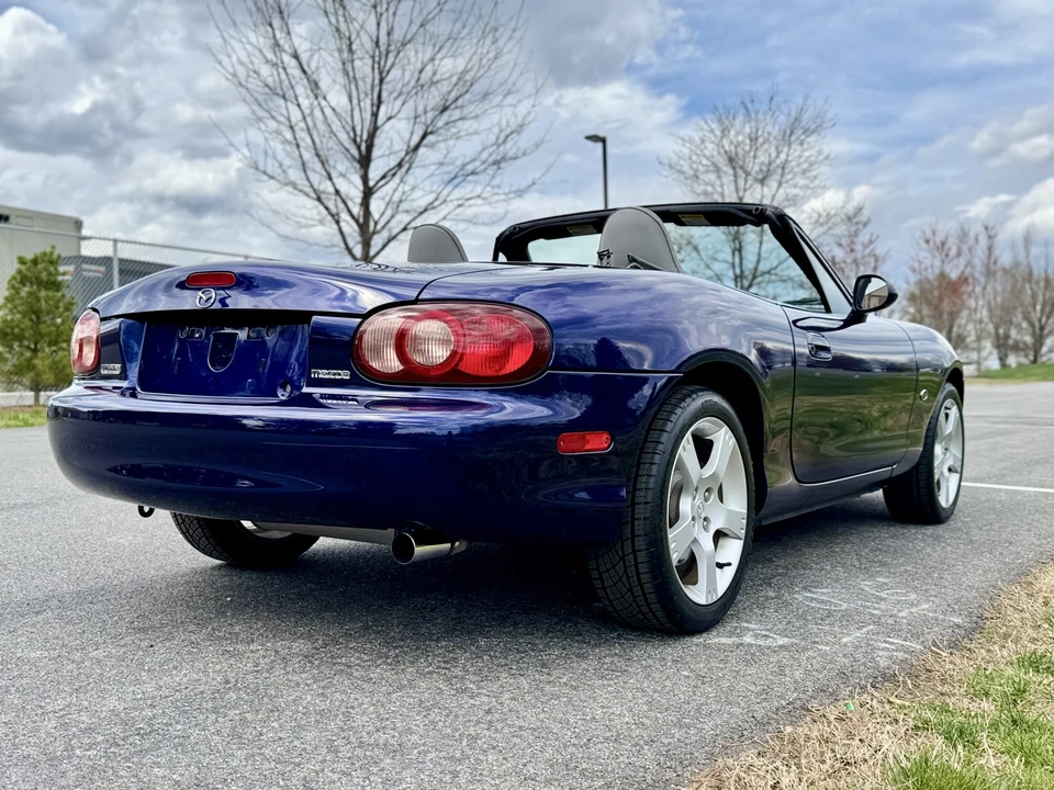 2003 Mazda NB MX-5 Miata - Image 12 of 31