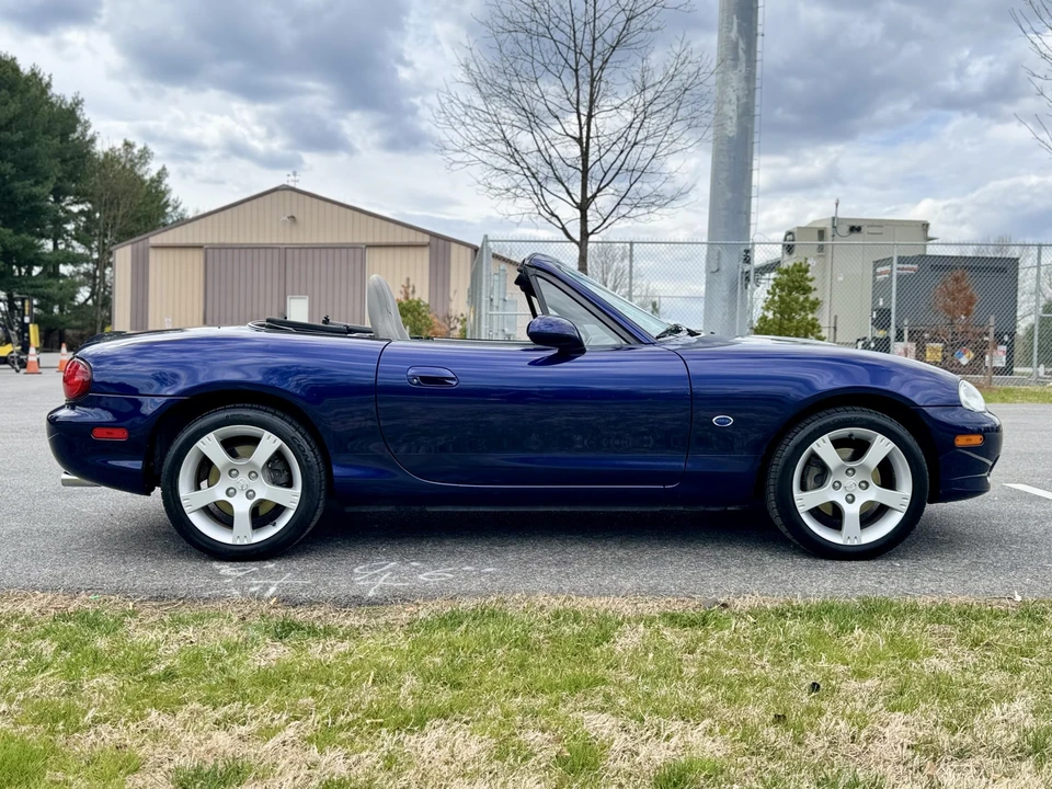 2003 Mazda NB MX-5 Miata - Image 17 of 31