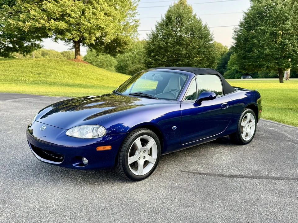 2003 Mazda NB MX-5 Miata - Image 4 of 31