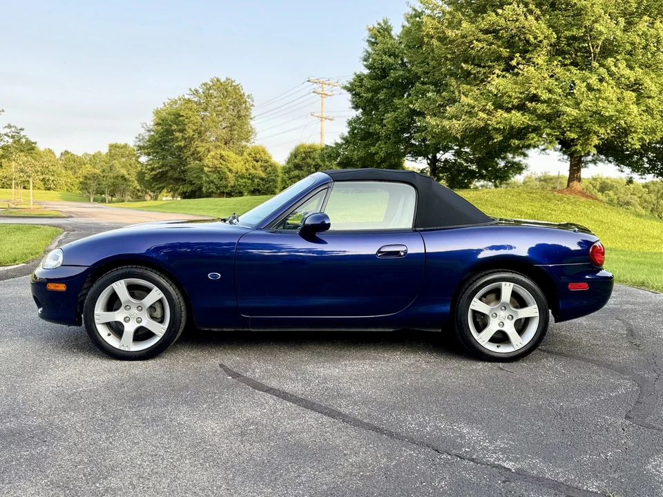 2003 Mazda NB MX-5 Miata - Image 5 of 31
