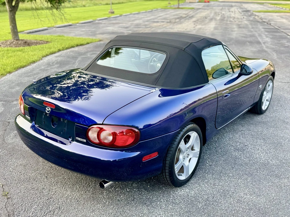 2003 Mazda NB MX-5 Miata - Image 13 of 31