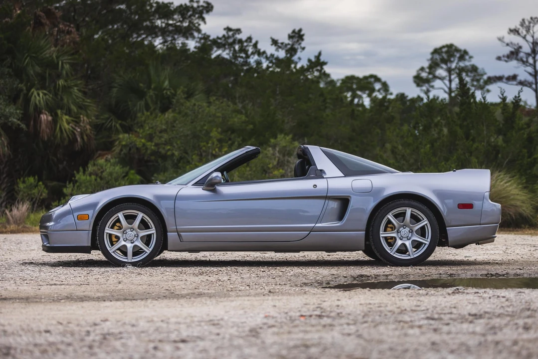 2004 Acura NA2 NSX - Image 7 of 31