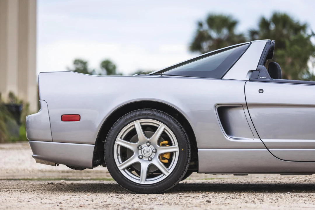 2004 Acura NA2 NSX - Image 24 of 31