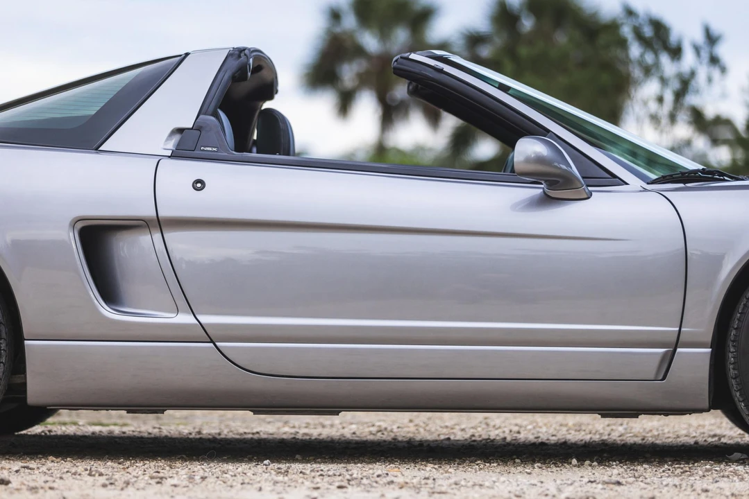 2004 Acura NA2 NSX - Image 25 of 31