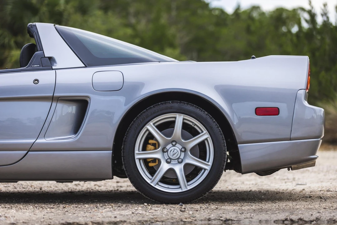 2004 Acura NA2 NSX - Image 29 of 31