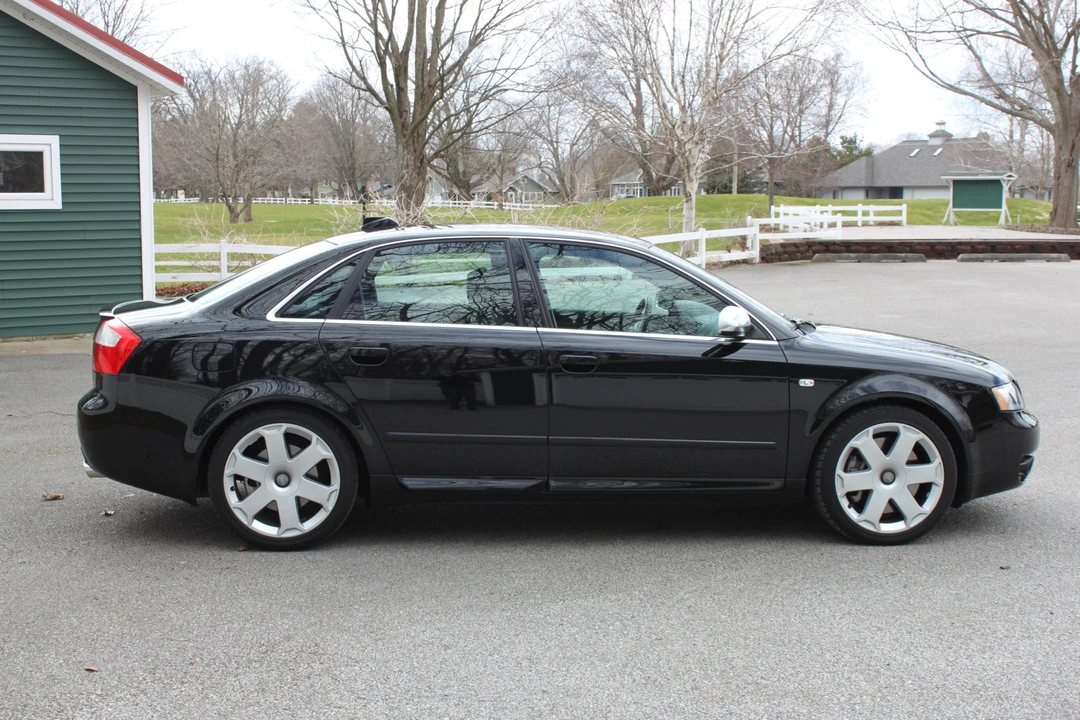 2004 Audi B6 S4 - Image 11 of 31
