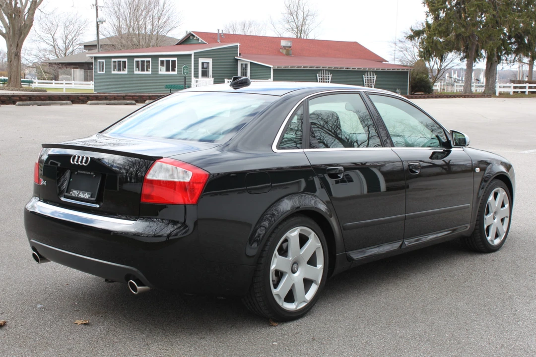 2004 Audi B6 S4 - Image 9 of 31