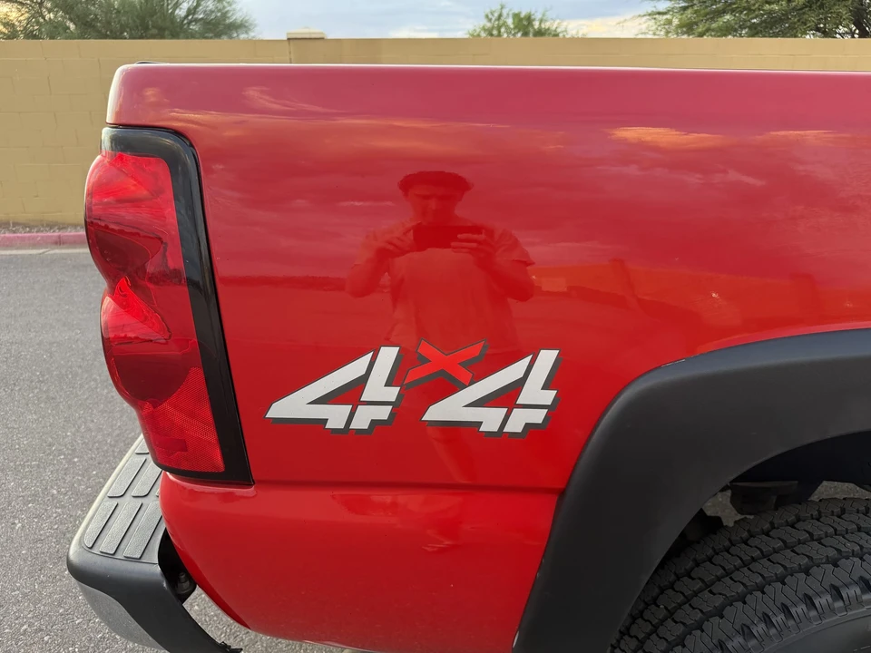 2004 Chevrolet Silverado Heavy Duty 1st Gen - Image 24 of 31