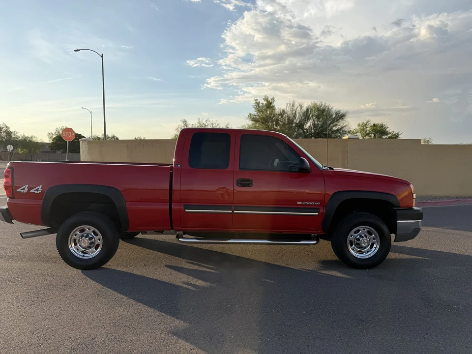 2004 Chevrolet Silverado Heavy Duty 1st Gen - Image 8 of 31