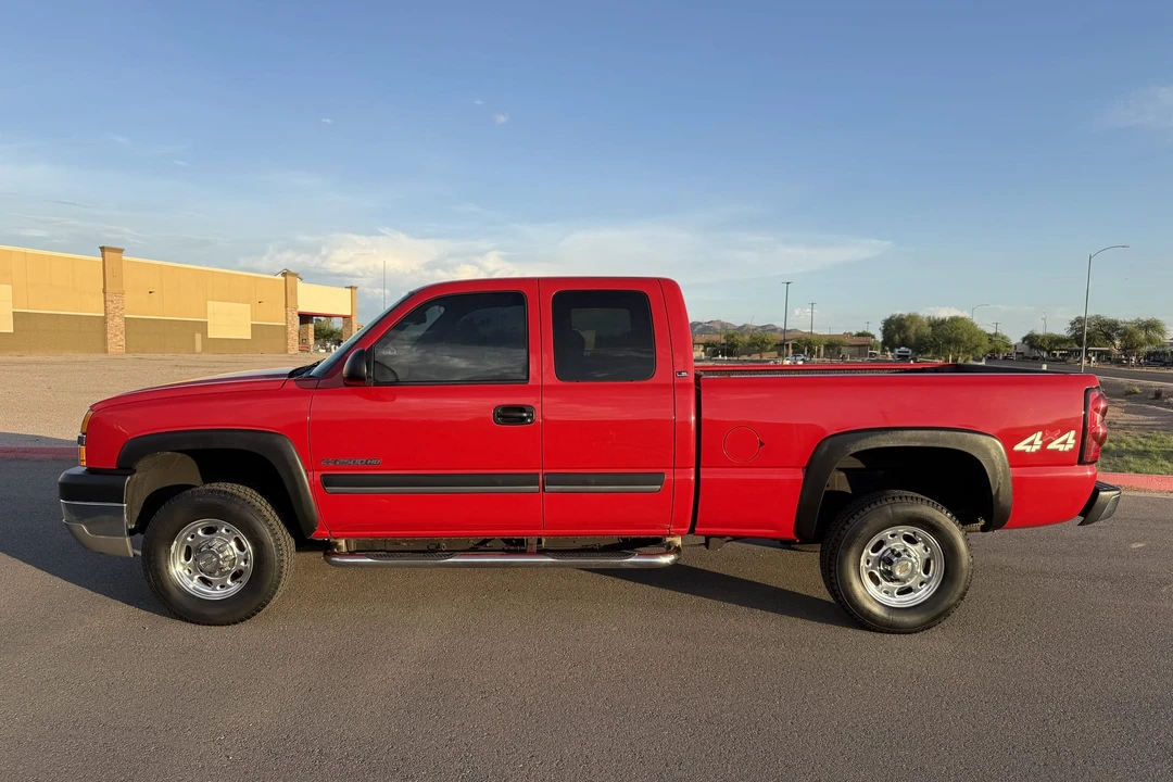 2004 Chevrolet Silverado Heavy Duty 1st Gen - Image 14 of 31