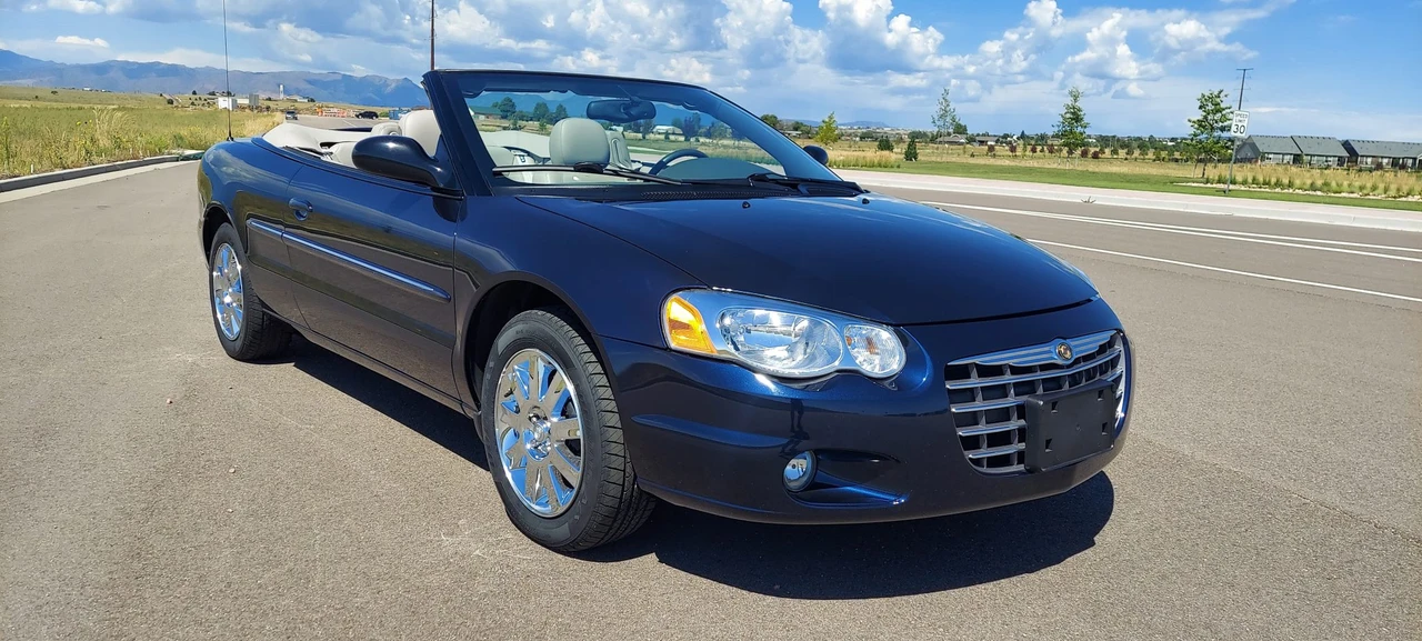 2004 Chrysler Sebring - Image 10 of 31