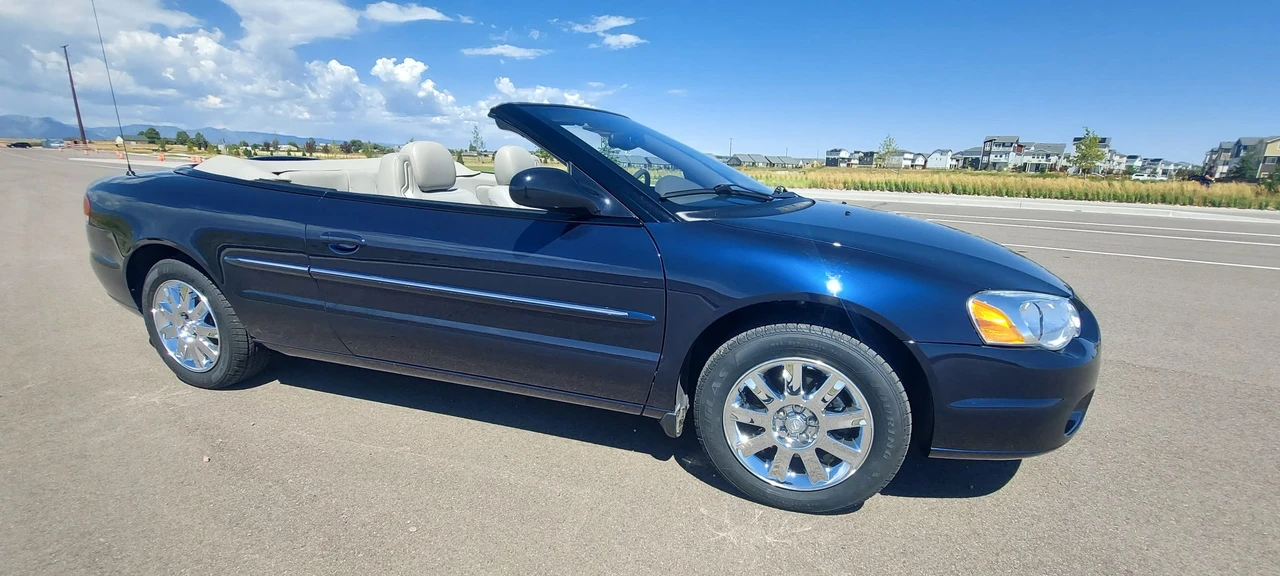 2004 Chrysler Sebring - Image 28 of 31