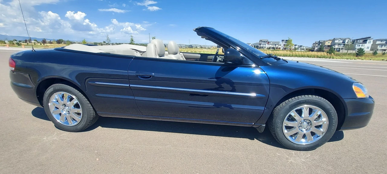 2004 Chrysler Sebring - Image 27 of 31