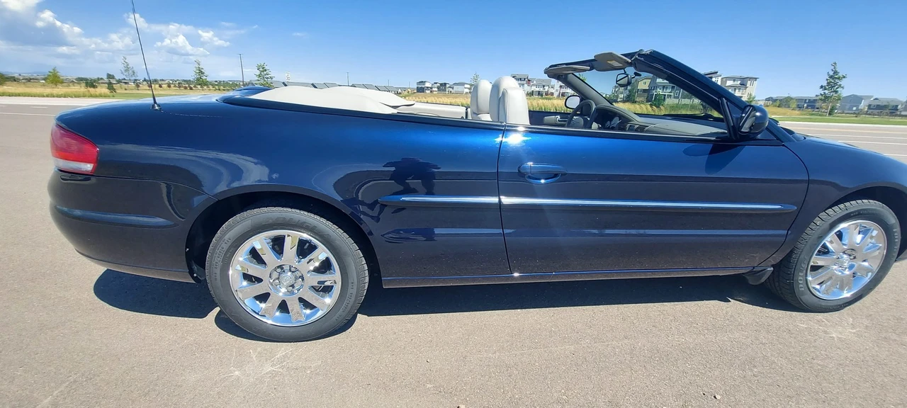 2004 Chrysler Sebring - Image 26 of 31