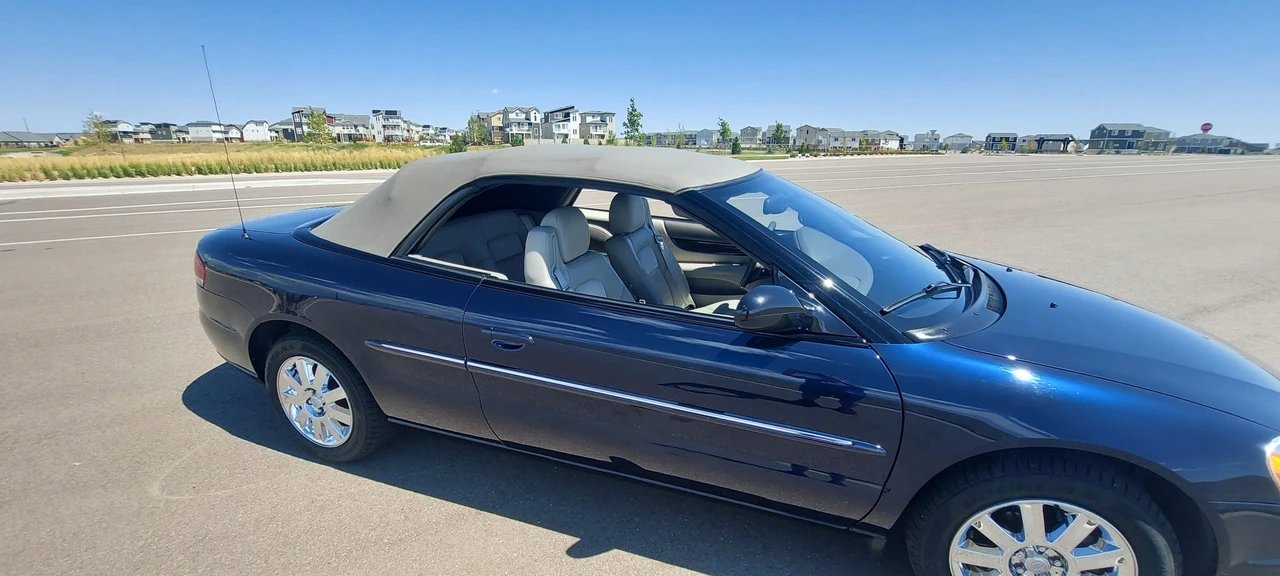 2004 Chrysler Sebring - Image 16 of 31
