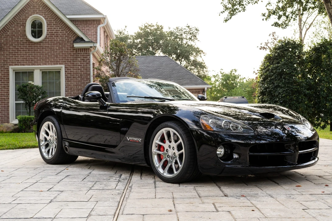 2004 Dodge Viper 3rd Gen - Image 3 of 31