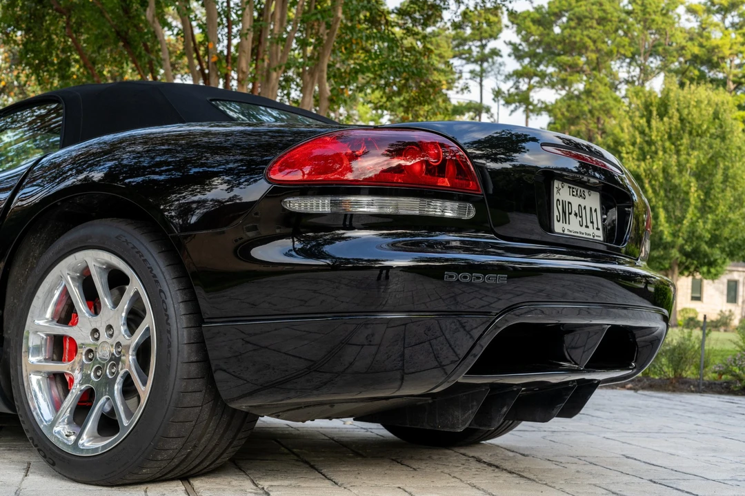 2004 Dodge Viper 3rd Gen - Image 27 of 31