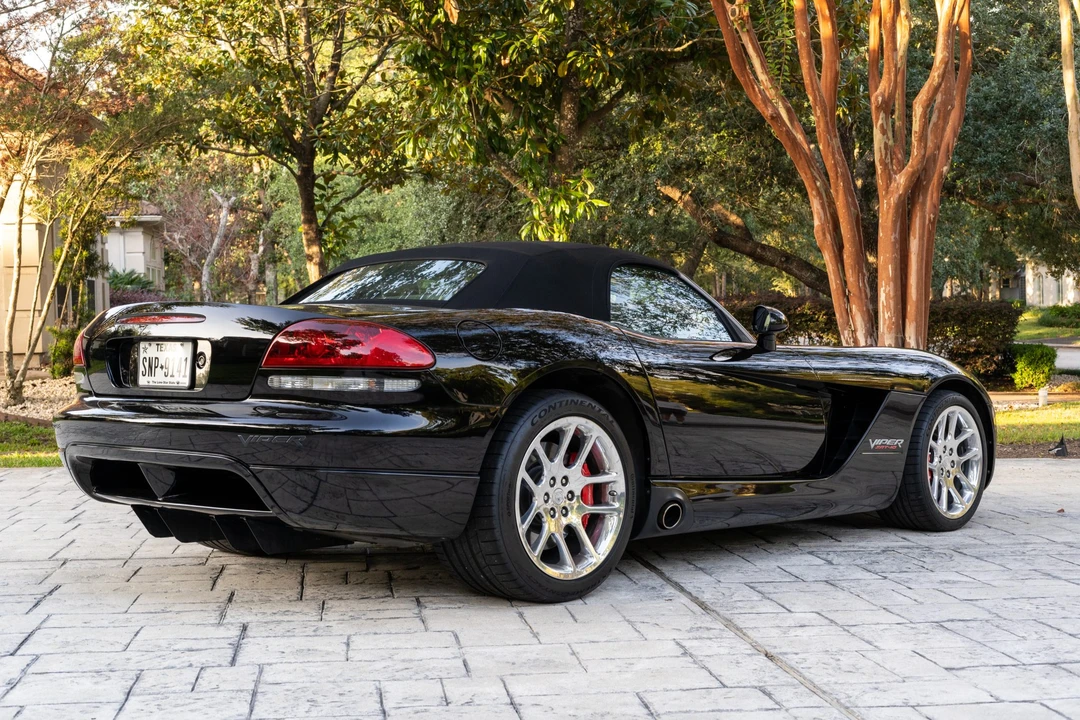 2004 Dodge Viper 3rd Gen - Image 14 of 31