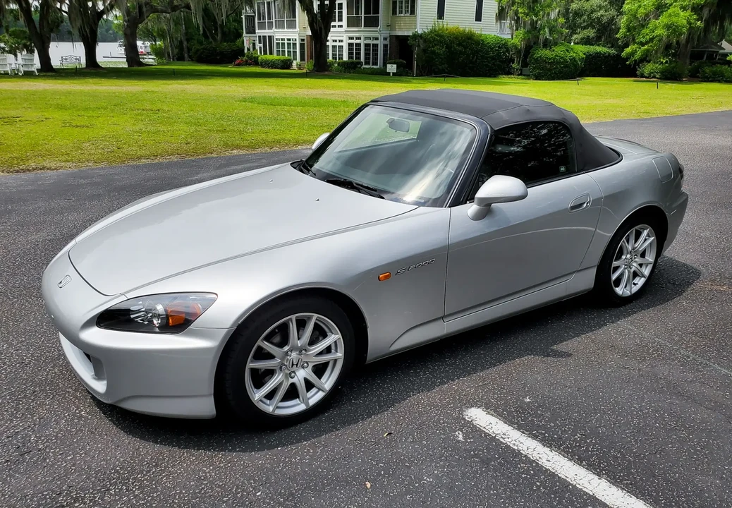 2004 Honda AP2 S2000 - Image 5 of 6