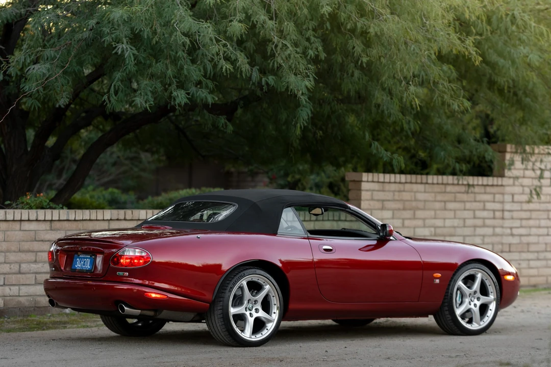 2004 Jaguar X100 XKR - Image 18 of 31